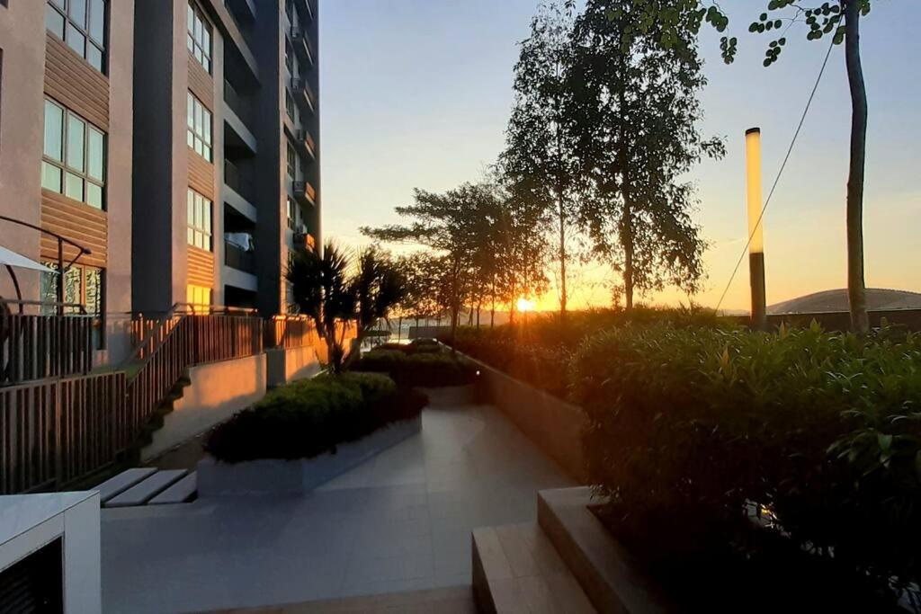 Aldridge Residence Cosy Apt @Emira Residence شاه علام المظهر الخارجي الصورة